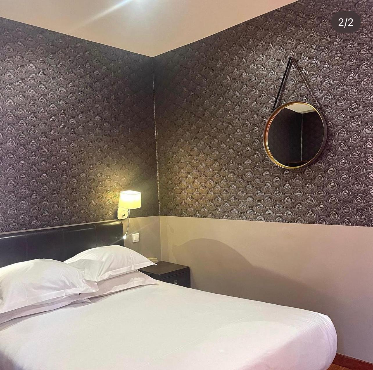 Hotel Restaurant Christophe Colomb Кальви Экстерьер фото